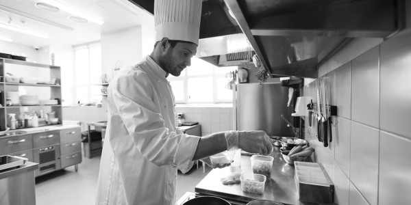 Contratos de Trabajo / Situaciones Irregulares · Contrato de Prácticas / Estatuto del Becario